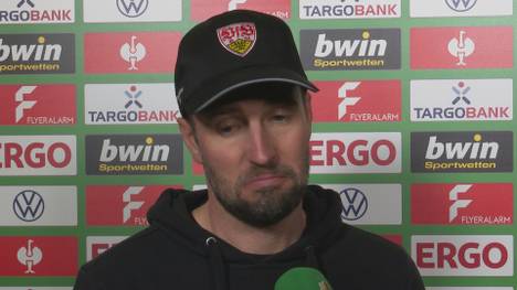 Der VfB Stuttgart scheidet nach einer strittigen Schiedsrichter-Entscheidung aus dem DFB-Pokal aus. In der Nachspielzeit entschied sich der Unparteiische gegen einen Elfmeterpfiff.