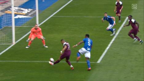 PSG meistert die Pflichtaufgabe gegen Strasbourg in der Ligue 1 souverän. Wie gegen Bayern knippst Superstar Kylian Mbappé einfach weiter.