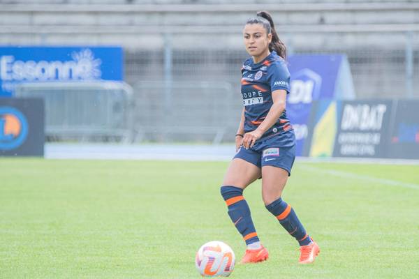 Bayern-Frauen verpflichten Belloumou