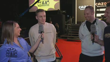 Podcaster Felix Kroos nimmt in der neunten Folge Madhouse Moderatorin Jana auf die Schippe und scherzt über ihren Darts-Average. 