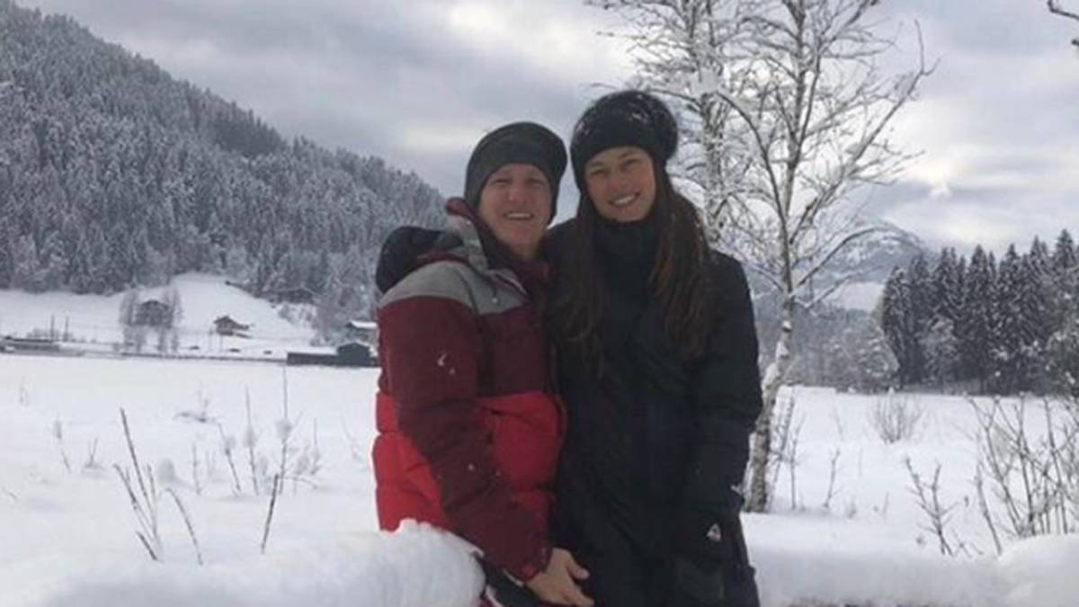 Bastian Schweinsteiger und seine Frau Ana Ivanovic machen Winterurlaub in der Heimat des Weltmeisters