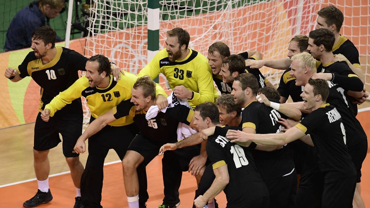 Den Schlusspunkt unter das starke Abschneiden der deutschen Teamsportarten setzten die Handballer. Bundestrainer Dagur Sigurdsson und seine Europameister zeigten auch in Rio Topleistungen. Im Halbfinale gegen Topfavorit Frankreich war zwar nach einer dramatischen Aufholjagd doch noch Endstation