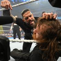 Der aus der Bloodline verstoßene Sami Zayn bekommt sein Titelmatch gegen Roman Reigns - allerdings nicht bei WrestleMania.