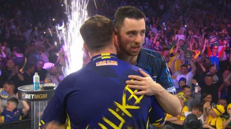 Luke Littler gewinnt auch den letzten Spieltag der Premier League of Darts und fährt mit großem Selbstvertrauen zu den Playoffs nach London. Nebenbei baut er seinen eigenen Rekord für die meisten Tagessiege aus.