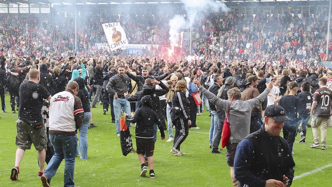 Platzsturm! St. Pauli ist Meister