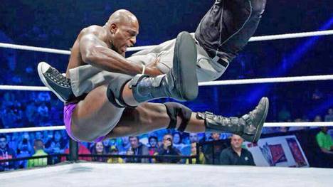 Offenbar wegen eines Schabernacks für drei Monate suspendiert: WWE-Star Titus O'Neil 