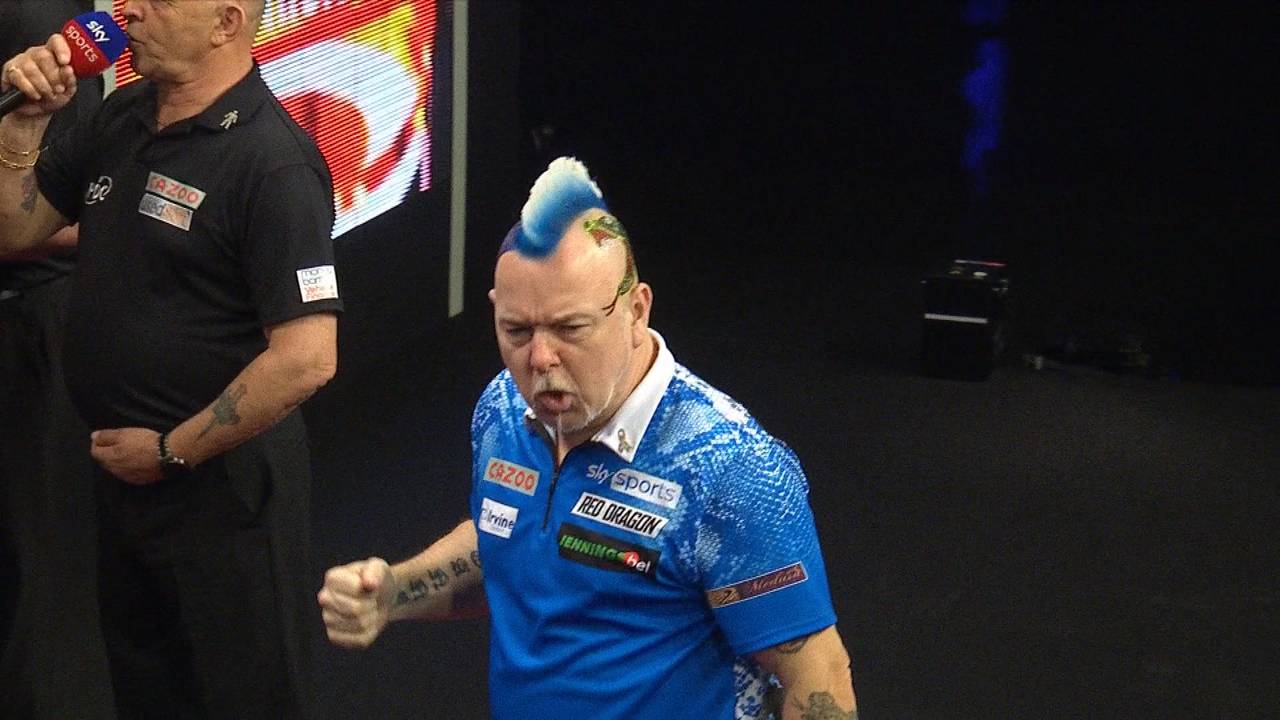 Premier League of Darts: Johnny Clayton trotz Peter Wright und steht im Finale