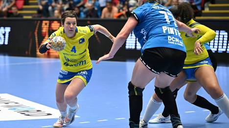 Alina Grijseels (li.) steht mit Metz im Halbfinale