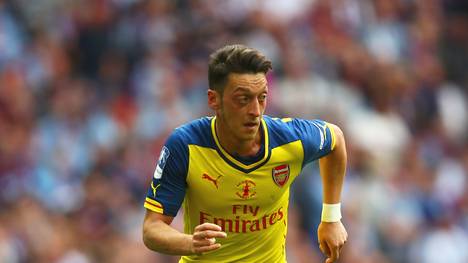 Aston Villa v Arsenal - FA Cup Final - Mesut Özil