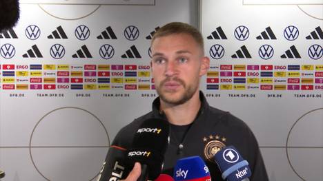 Joshua Kimmich spricht nach der herben Pleite gegen Japan über die Gründe für die DFB-Misere und zählt seine Mitspieler an. 