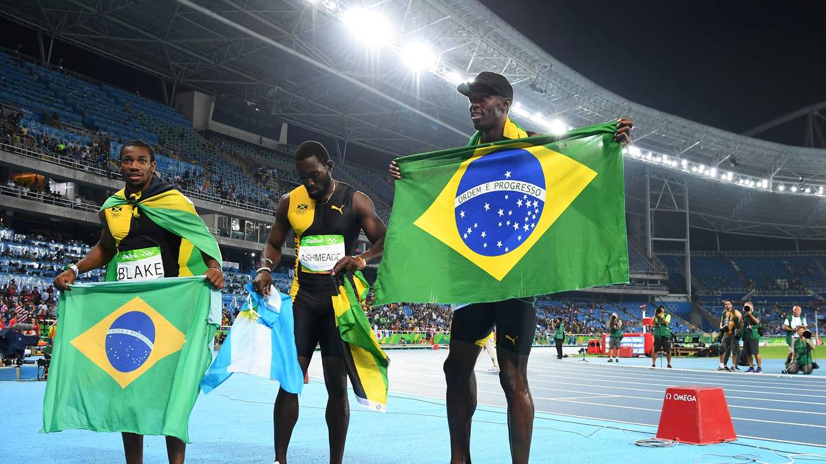 Nach seinen Siegen über 200m und in der Staffel warf er sich zudem die brasilianische Fahne über und gewann so endgültig die Herzen der Fans vor Ort