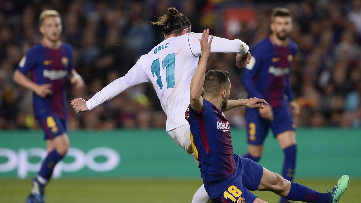 Das 2:1 von Barca (Messi) kontert Bale mit einem sehenswerten Treffer zum 2:2-Endstand