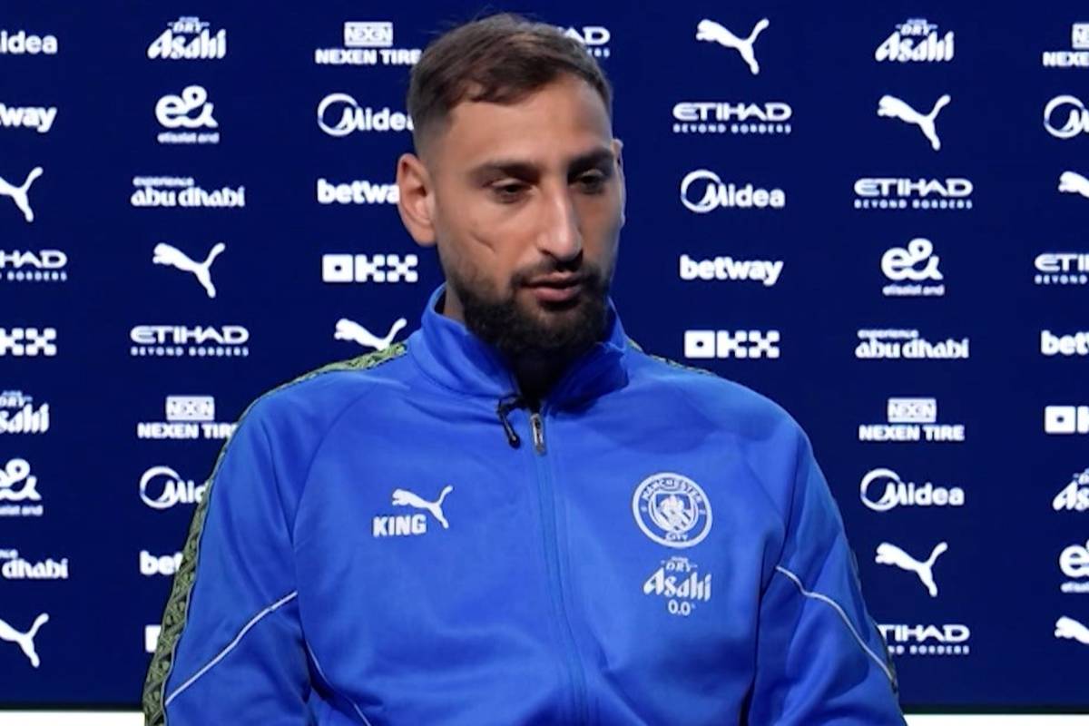 Gianluigi Donnarumma ist von Paris Saint-Germain zu Manchester City gewechselt. In seinem ersten Interview bei den Citizens spricht der Italiener über Pep Guardiola und die Premier League.
