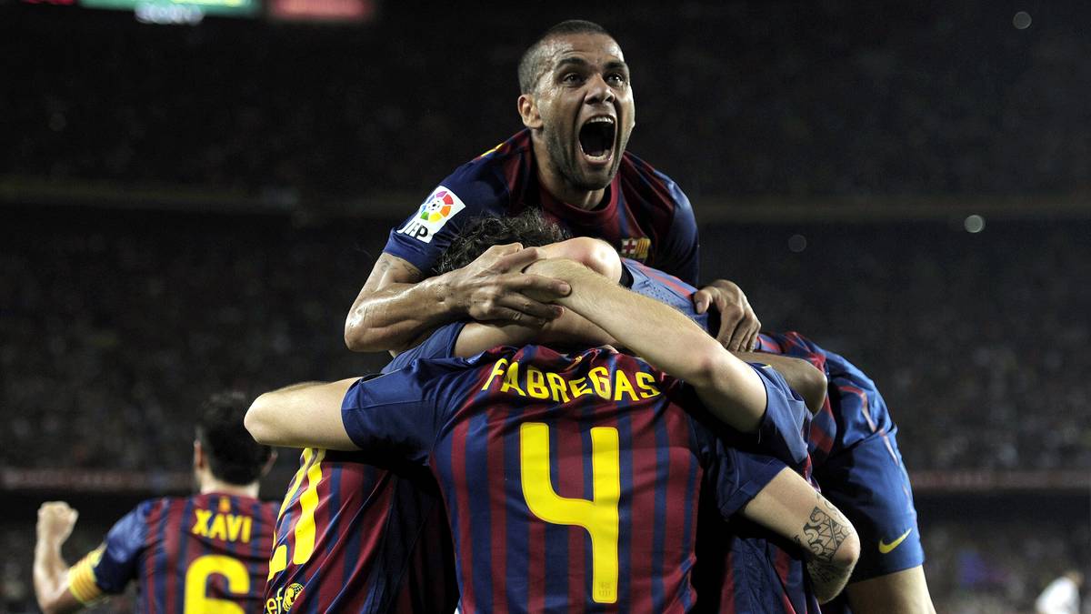 Barca gewann den tumultartigen Clasico mit 3:2. Die Kritik an dem alles andere als vorbildlichen Verhalten beider Teams stand jedoch eher in der Diskussion als der Spielverlauf