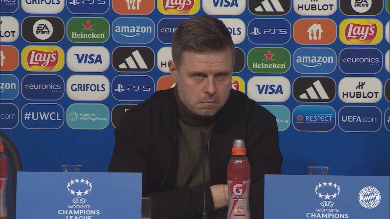 FC Bayerns Trainer Alexander Straus zur fehlenden Torlinientechnik gegen Arsenal