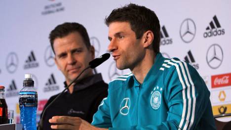 Oliver Bierhoff nimmt Thomas Müller in Schutz, nachdem dieser Aussagen zur Menschenrechtslage in Katar getätigt hatte.