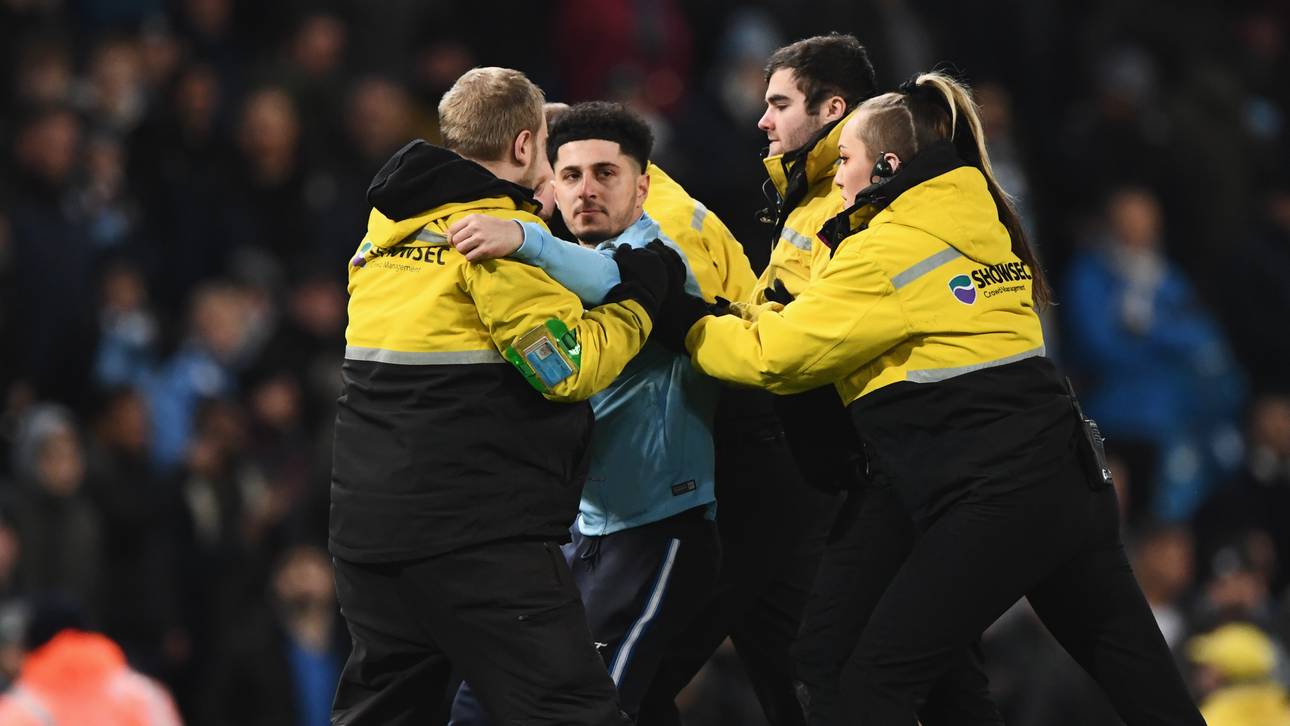 Sterling witzelt über Sancho-Flitzer