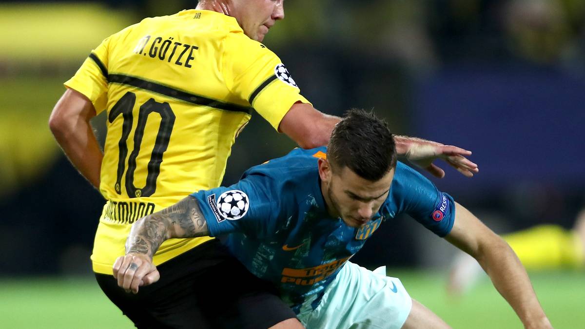 MARIO GÖTZE: Ersetzte den verletzten Paco Alcacer im Sturmzentrum. Das ist natürlich nicht Götzes Stärke, zumal gegen die beinharten Innenverteidiger Diego Godin und Lucas Hernandez. Behauptete dennoch immer wieder den Ball und setzte seine Mitspieler in Szene. SPORT1-Note: 2,5