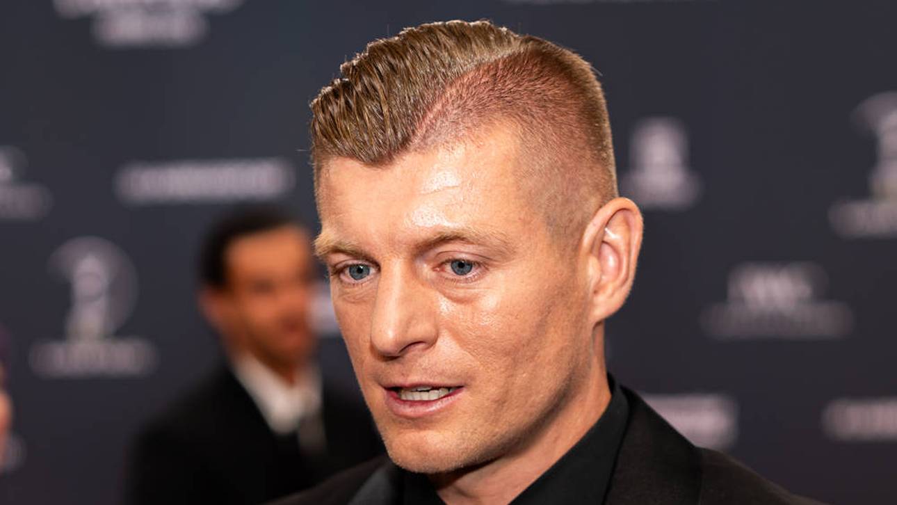 Kroos mischt sich in FCB-Debatte ein