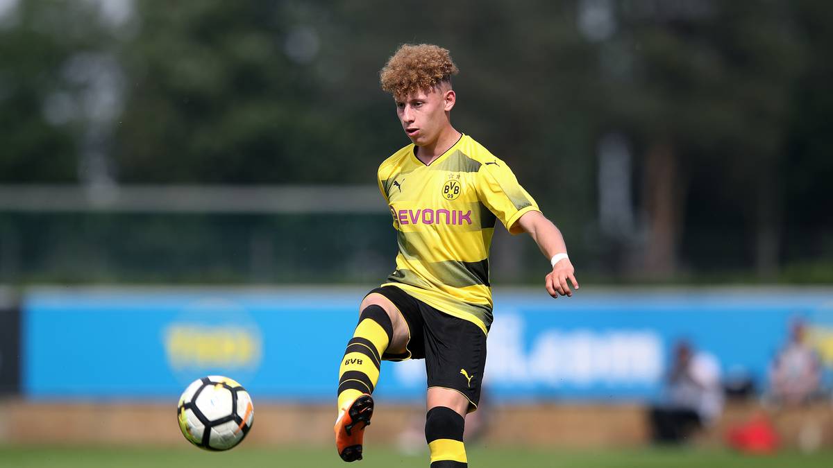 ENRIQUE PENA ZAUNER: Der Sohn einer deutschen Mutter und eines venezolanischen Vaters nahm erst Anfang des Jahres mit der U20 Venezuelas an der Südamerikameisterschaft teil. Mehrere Zweitligisten sowie Klubs aus Spanien und Italien sollen sich bereits nach ihm erkundigt haben