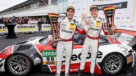 Robert Renauer und Mathieu Jaminet feiern den Gesamtsieg im GT-Masters
