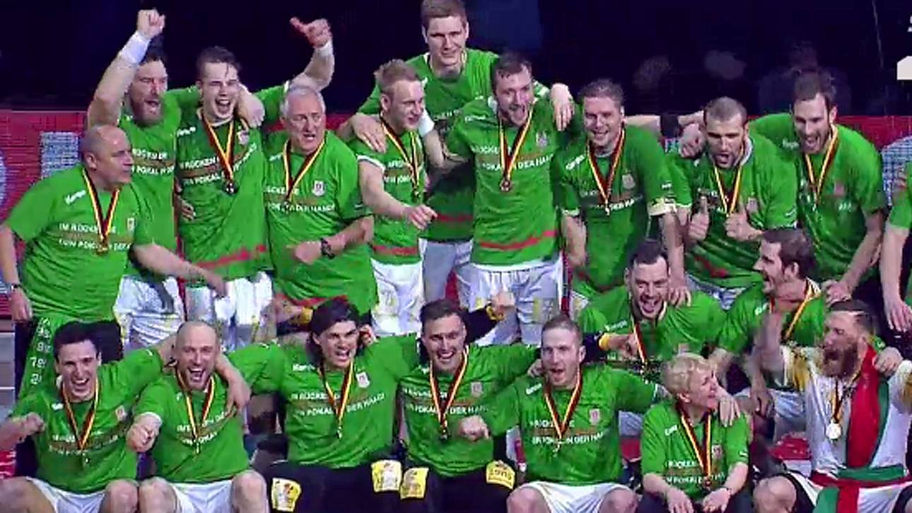 Der SCM feierte den Triumph im REWE Final Four in Hamburg ausgelassen