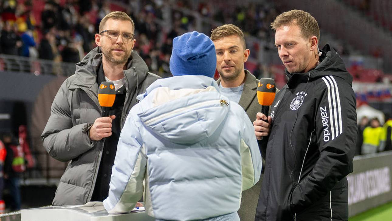 Per Mertesacker (l.) hatte bei der TV-Übertragung Verständnisprobleme