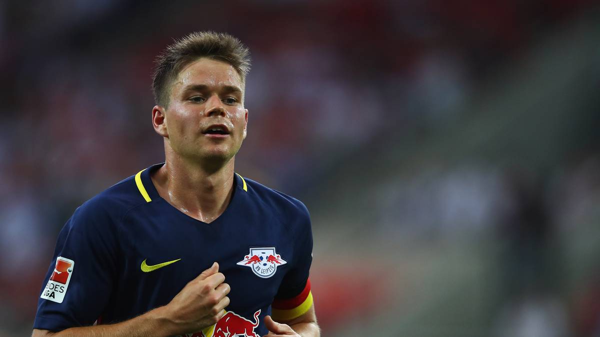 DOMINIK KAISER (ab 46.): Das Leipziger Urgestein ersetzt den glücklosen Keita und reibt sich aufopferungsvoll im Mittelfeld auf. Einen Ball kann er aber kaum einmal gewinnen. SPORT1-Note: 3,5