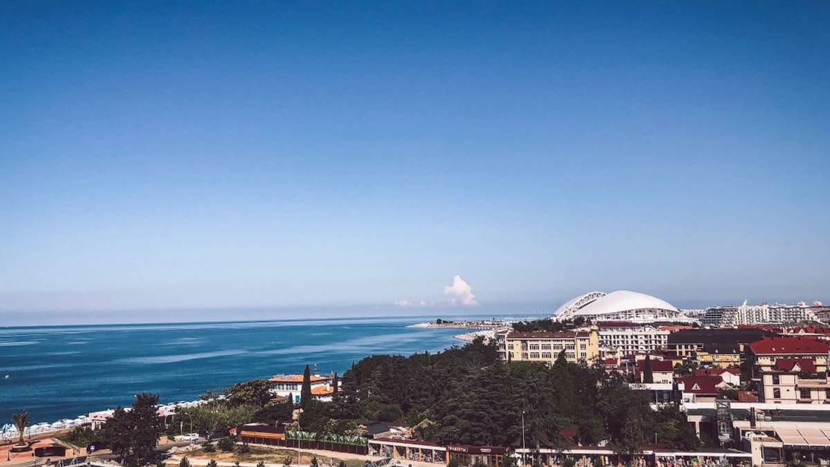 Ein wunderbarer Blick auf die Küste des Schwarzen Meers