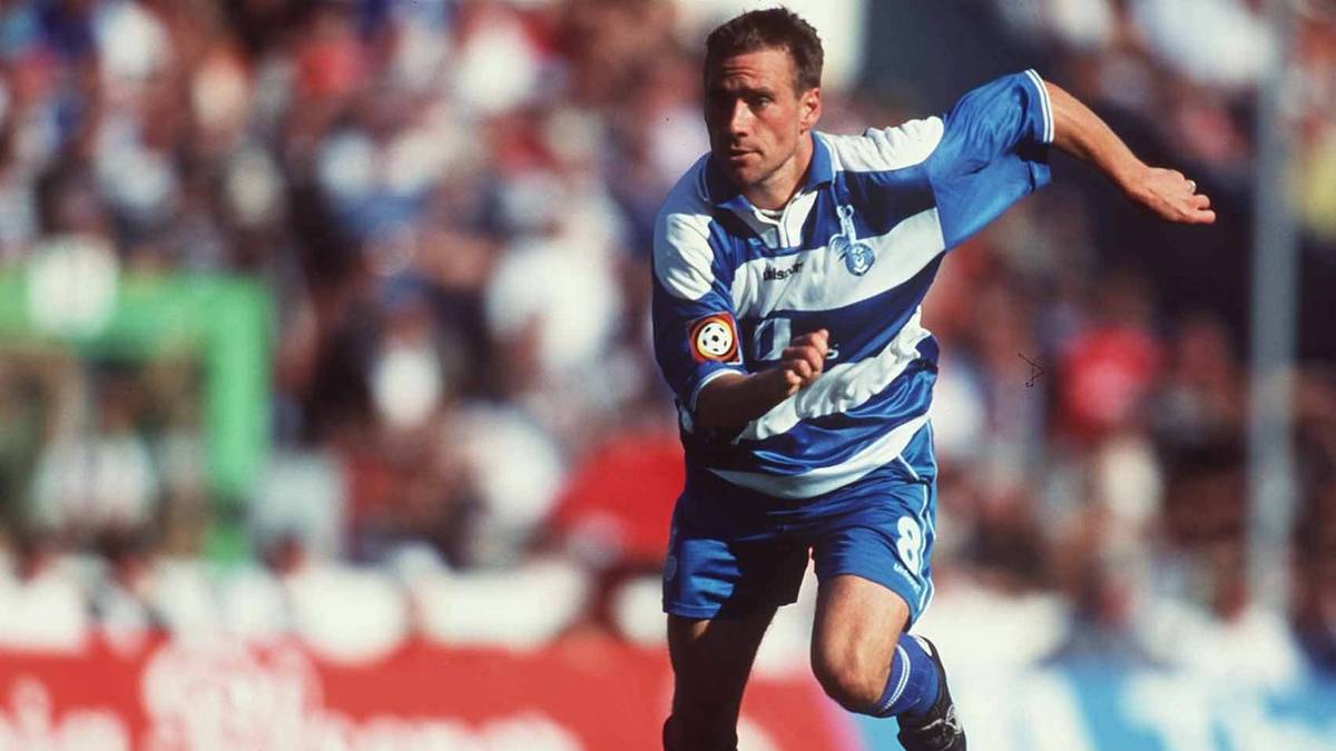 PLATZ 15 - MSV DUISBURG (Saison 1999/00): Nicht nur dem Ball, sondern auch der Konkurrenz lief der MSV Duisburg (im Bild Markus Osthoff) in der Saison 1999/00 hinterher. Die 22 Punkte zum Saisonende bedeuteten Platz 15 im Ranking