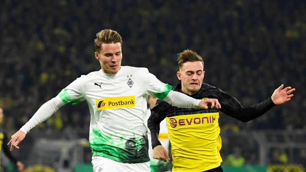 NICO ELVEDI: Hat gegen die Dortmunder Offensivspieler zunächst kaum Probleme. Beschränkt sich weitgehend auf seine Aufgaben in der Defensive und löst sie souverän. Bei beiden Gegentoren steht er aber nicht optimal. SPORT1-Note: 4