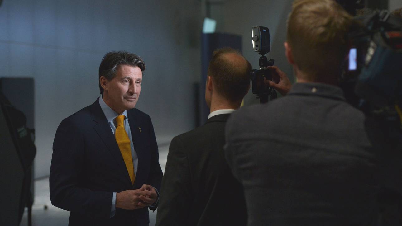 Coe erscheint zu Anhörung im Parlament