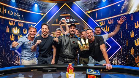 Der Argentinier Alejandro Lococo, in seiner Heimat vor allem als Rapper "Paco MC" bekannt, gewann bei der WSOP Paradise 12 Millionen Dollar. Im Anschluss galten seine ersten Gedanken seinen Kindern.