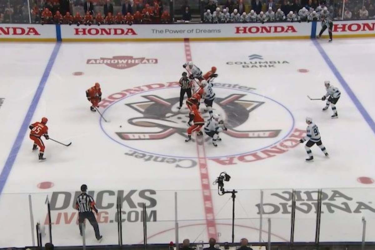 7:0! Deutscher NHL-Star sorgt für Spektakel-Sieg