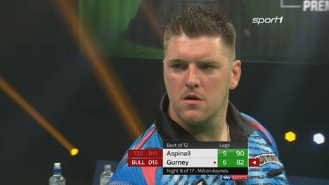 Vor dem heutigen Spieltag stand Daryl Gurney als Tabellenletzter mit dem Rücken zur Wand. Nach dem 7:5-Erfolg gegen Nathan Aspinall meldet sich der Nordire aber eindrucksvoll zurück.