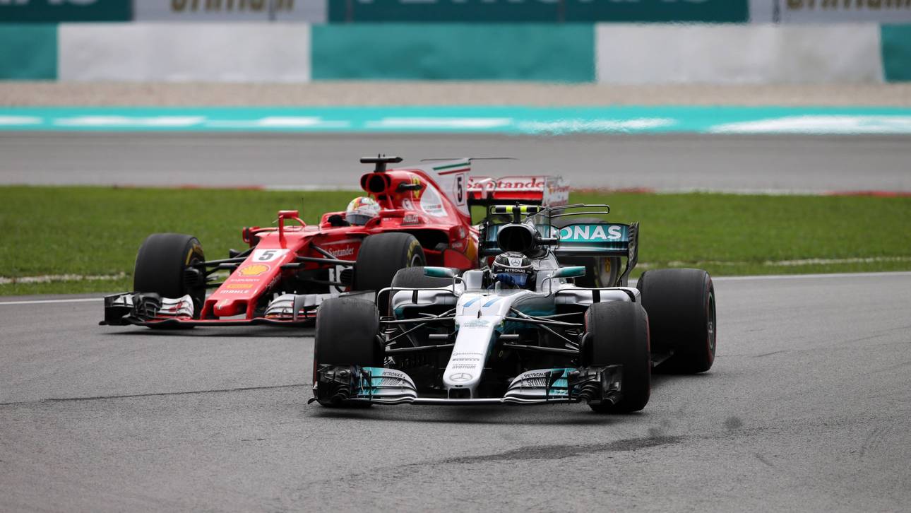 Vettel wirft Mercedes Blockade vor