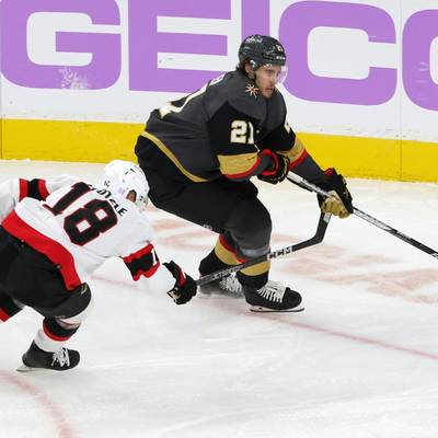 Tim Stützle liefert für die Ottawa Senators zwar zwei Assists ab, muss aber dennoch eine Niederlage hinnehmen. 