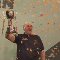 Packender Final-Thriller! Außenseiter schockt van Gerwen