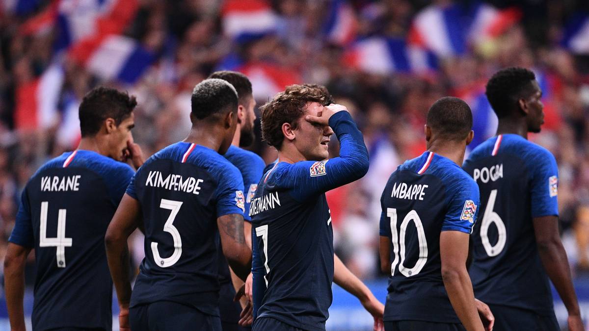 ENGLAND - DAILY MAIL: "Deutschland verliert schon wieder! Griezmann verschlimmert das Elend von Löw. Der Druck auf den Bundestrainer wächst immer mehr."