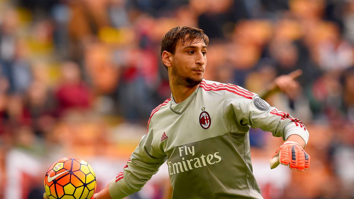 Torwart-Talent Gianluigi Donnarumma vom AC Milan eröffnet als Fünfter die Top 5 mit 69 Punkten
