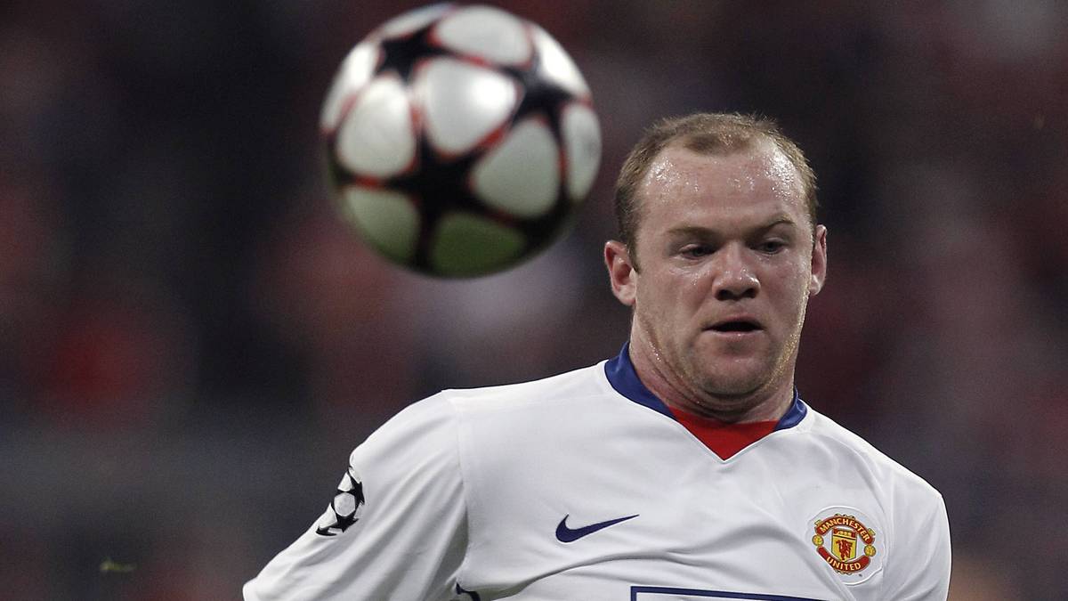 WAYNE ROONEY (Manchester United): Ein absoluter Musterprofi war der Engländer noch nie. Da verwundert es eigentlich nicht, dass er auch schon Probleme mit seinem Gewicht hatte