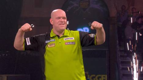 Michael van Gerwen trumpft im Halbfinale der Darts-WM 2025 gegen Chris Dobey groß auf! Immer wieder glänzt der Niederländer in den entscheidenden Momenten - und darf sich nun aufs Finale freuen.