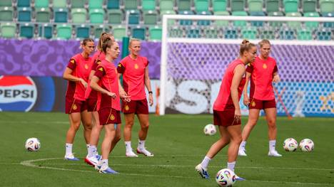 Die Deutsche Frauen-Nationalmannschaft startet am Freitag gegen Polen in die Europameisterschaft - und will natürlich einen Sieg einfahren.