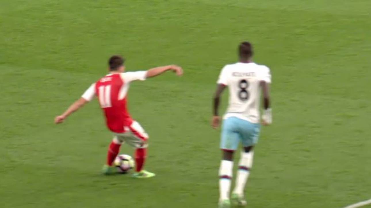 Video: Özil krönt sein Jubiläum