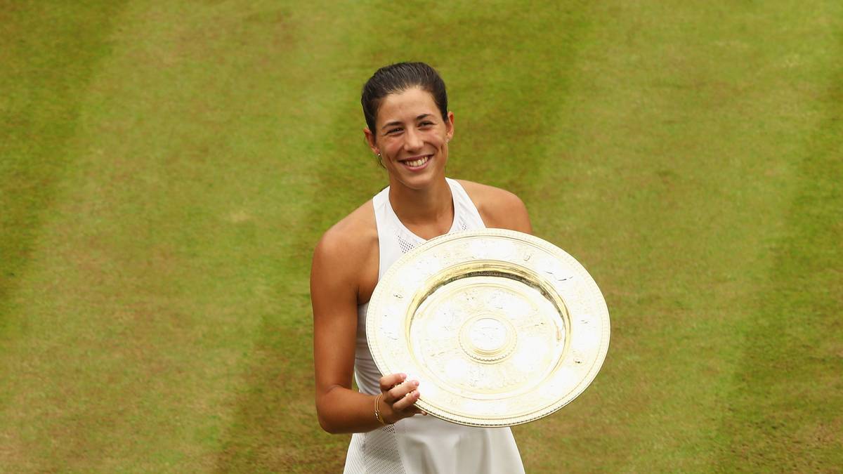 GARBINE MUGURUZA: Die große Stunde der Spanierin schlägt in Wimbledon, als sie in beeindruckender Manier den Titel gewinnt. Die Krönung ist Weltranglistenplatz 1 nach den US Open. Doch bei Muguruza wechseln Licht und Schatten häufiger ab, was fünf Auftaktniederlagen belegen