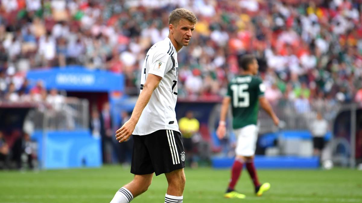 THOMAS MÜLLER: Der zehnfache WM-Torschütze war in Halbzeit eins gar nicht im Spiel. Müller wurde kaum angespielt und setzte keine Aktionen. Auch nicht in der zweiten Hälfte. Eines seiner schwächsten Spiele für die DFB-Auswahl. SPORT1-Note: 5