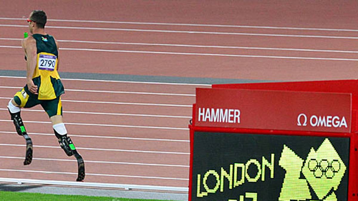 Die Hoffnungen Pistorius' ruhen auf der 4x400-Meter-Staffel. Er startet im Finale...