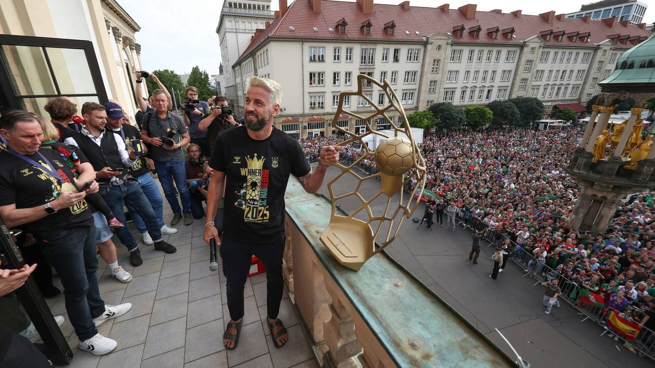 Magdeburg-Stars bei Ankunft gefeiert