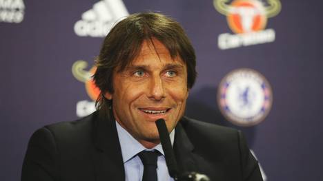 Chelsea unveil Antonio Conte as new Manager