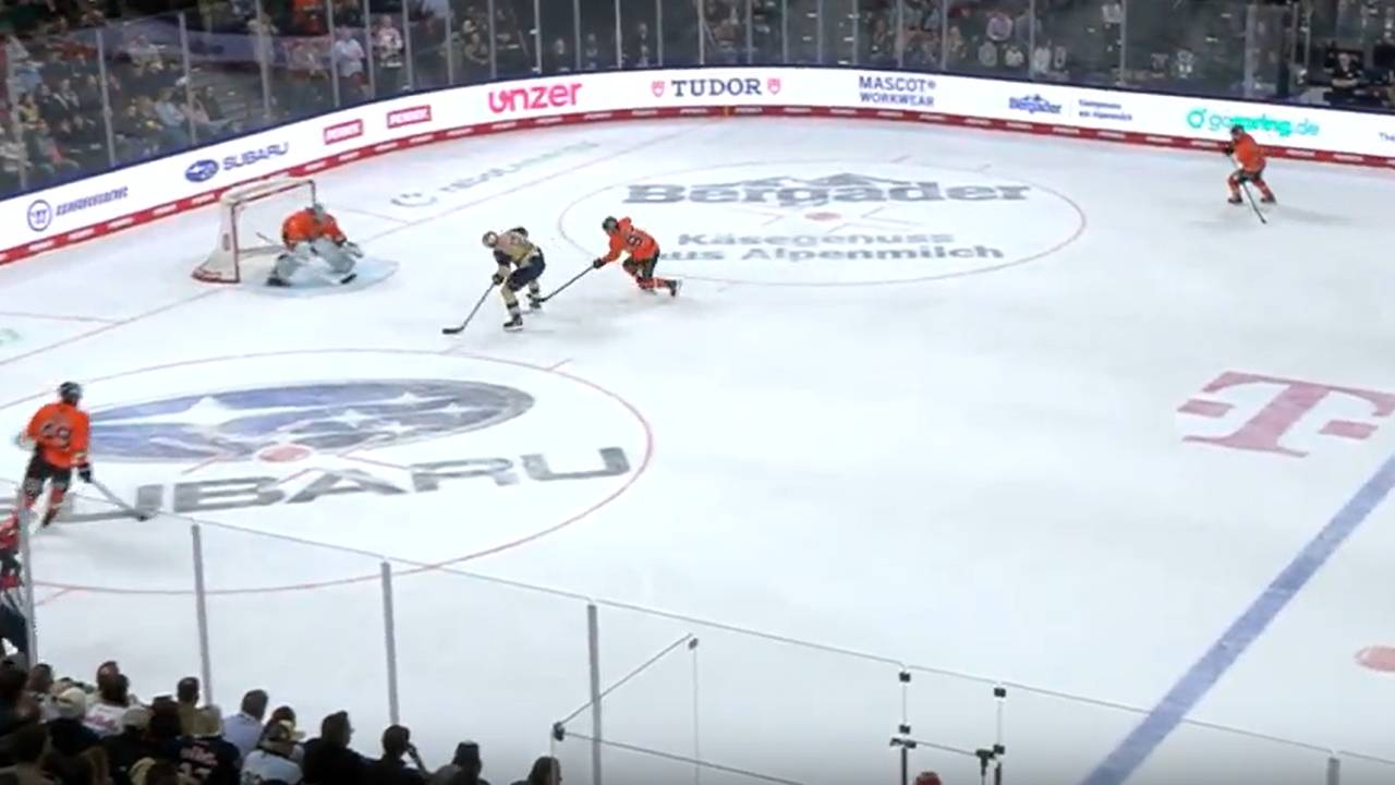EHC Red Bull München - Grizzlys Wolfsburg I DEL-Highlights im Video